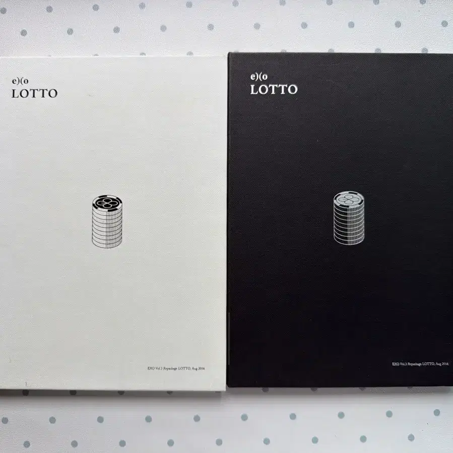 EXO (엑소) LOTTO 앨범 화이트/블랙