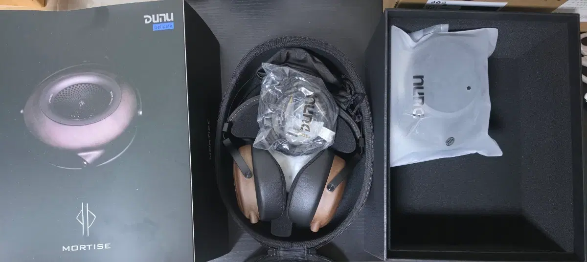 두누 모티스 헤드폰
