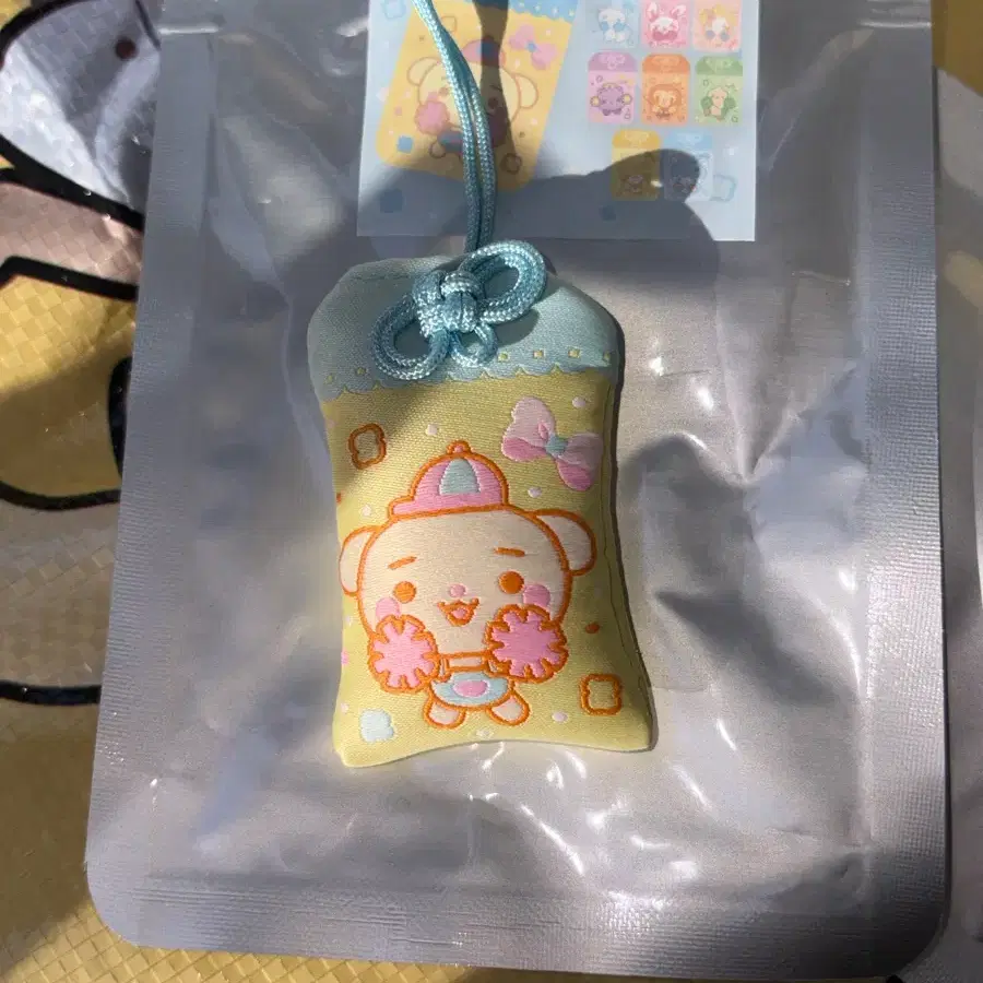 카르멘 빙핑 하투하 하뀨하 오마모리 팝업 행운부적 하츠투하츠