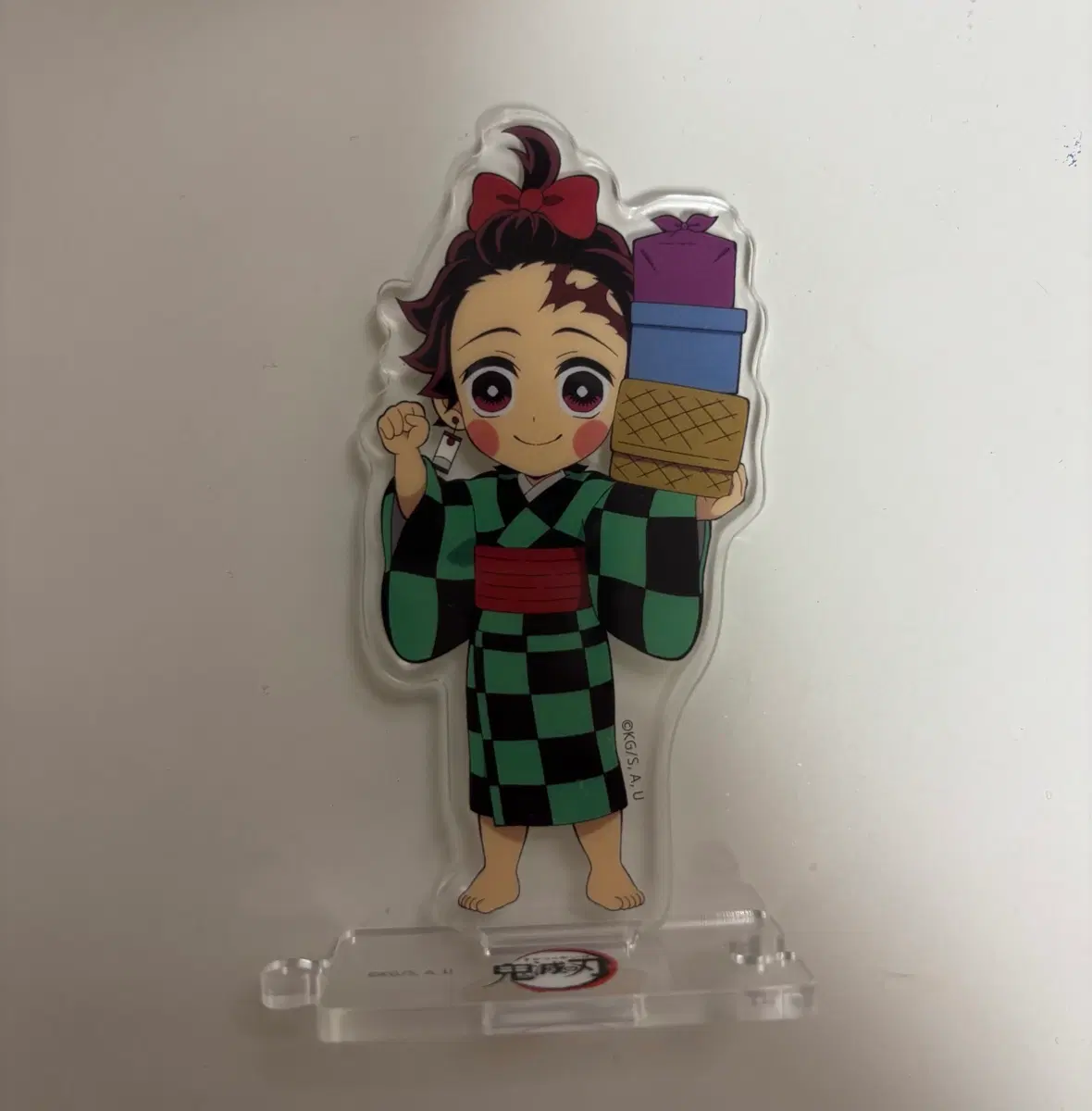 탄지로 연결 아크릴
