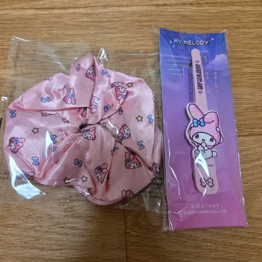 올리브영 산리오 에스네이처 마이멜로디 스크런치 곱창머리끈 헤어핀