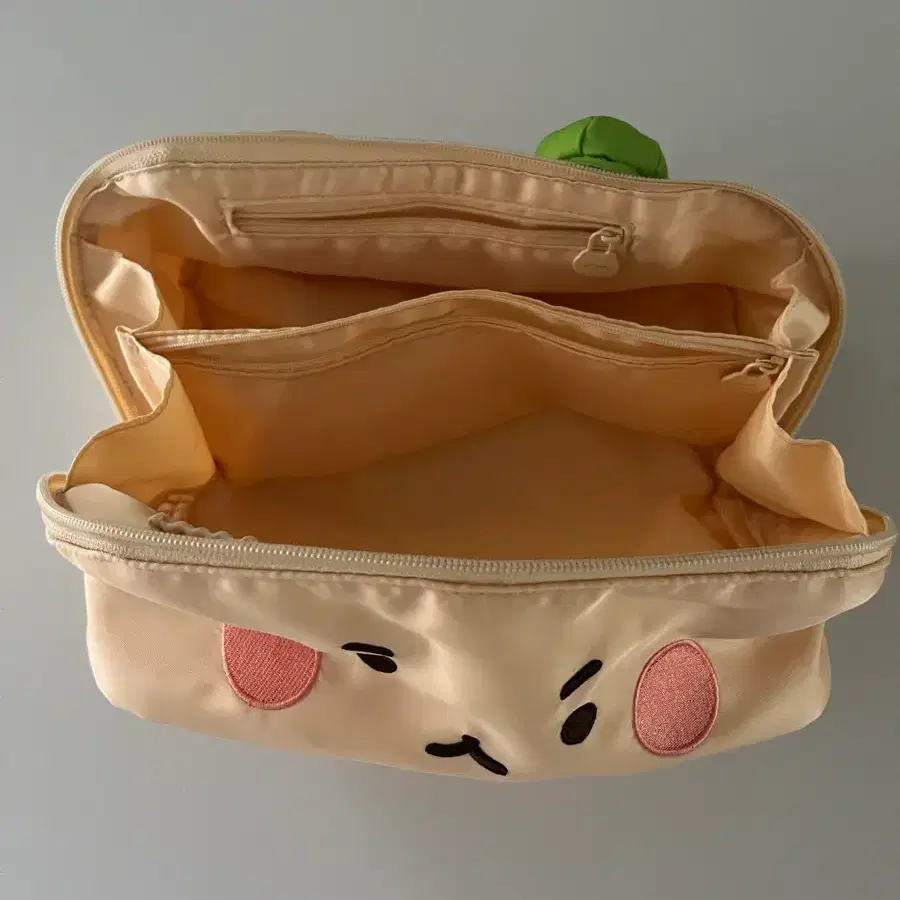 올리브영 망그러진 곰 오거나이저 백 파우치, 스티커 일괄