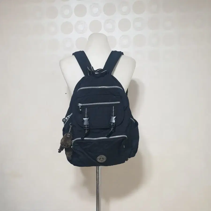블랙백팩 슬링백 백팩 수납백팩