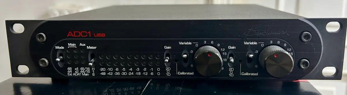 Benchmark 벤치마크 ADC1 USB