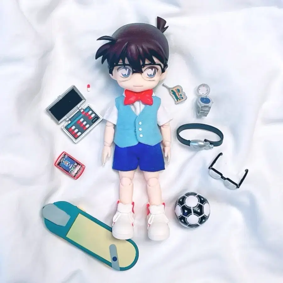 명탐정 코난 넨도로이드 오비츠 세트 (의상+소품 포함)