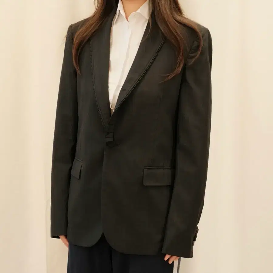 골든구스 디럭스 러플 트림 카라 자켓