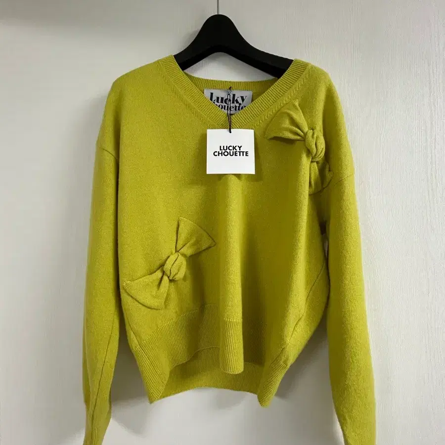 럭키슈에뜨 Ambo Ribbon Knit Pullover (lime)