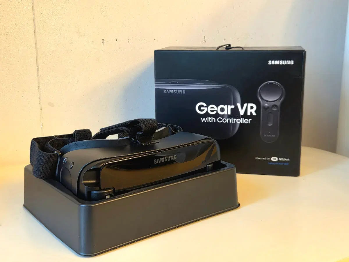 삼성 기어 VR 헤드셋 컨트롤러 포함