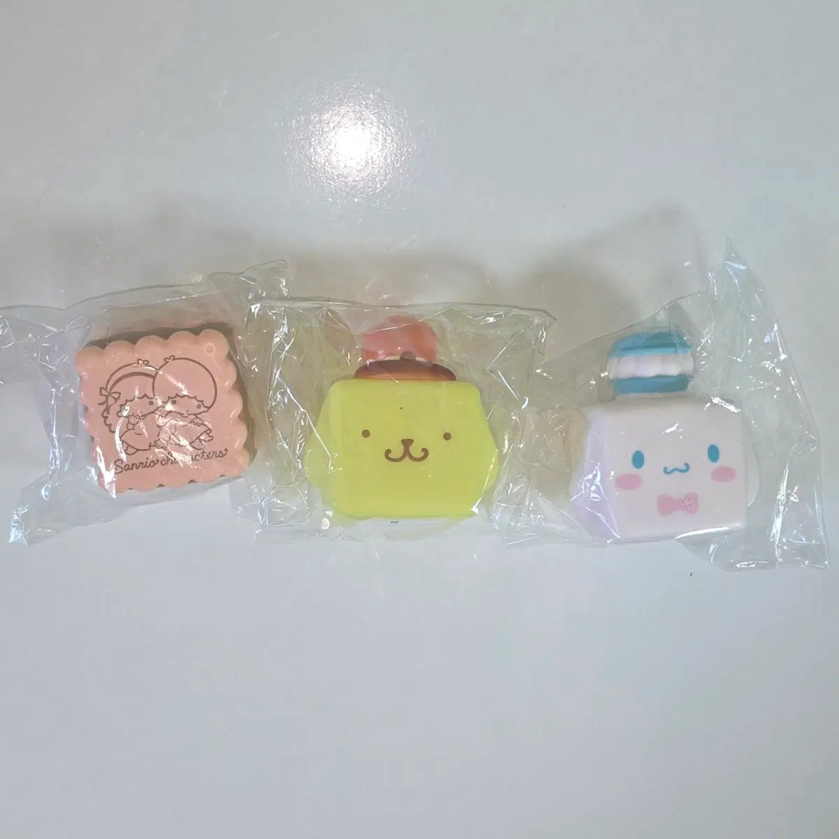 산리오 폼폼푸링 리틀트윈스타 시나모롤 무드등 가챠