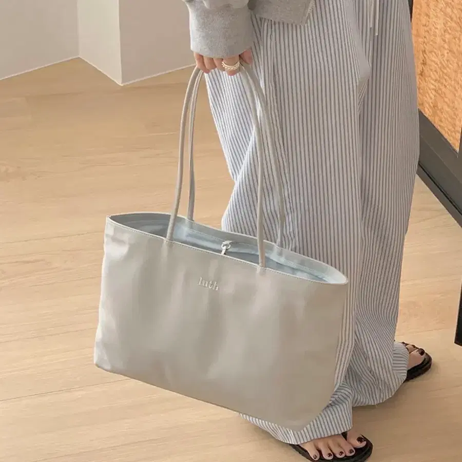 루스프로덕트 나일론 쇼퍼 백 라이트그레이