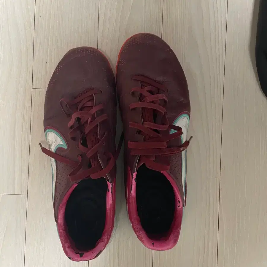 나이키 티엠포 레전드 9 프로 TF