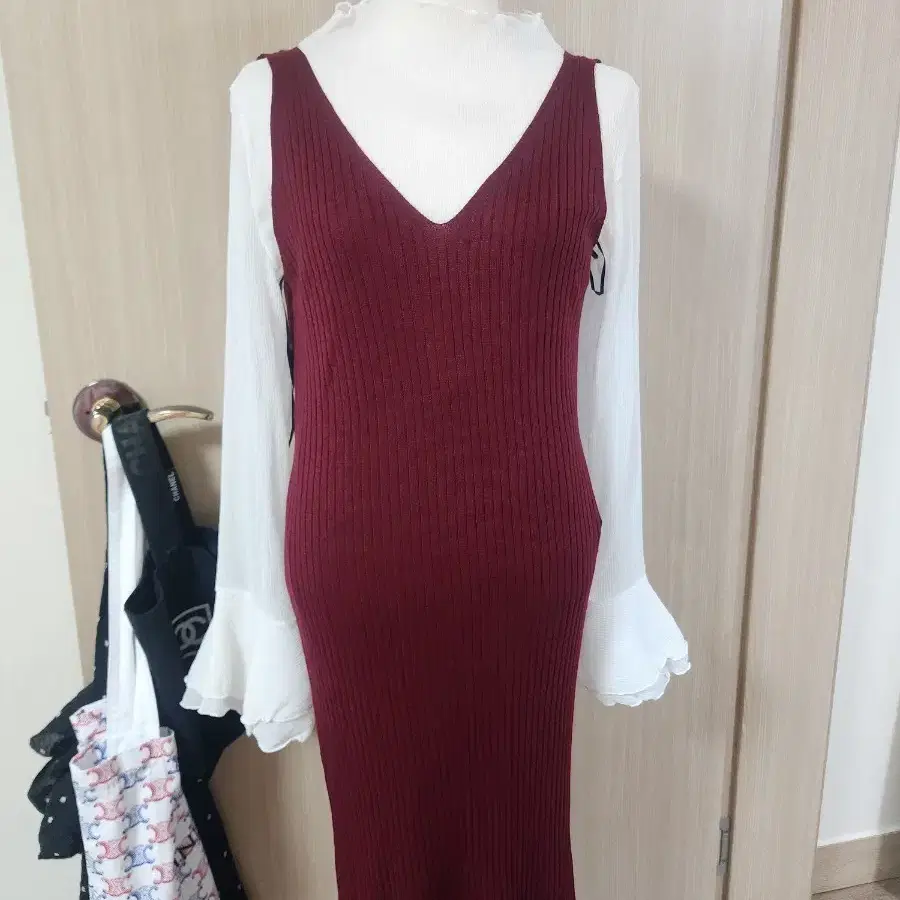 H&M 버건디 골지 브이넥 롱 원피스 S