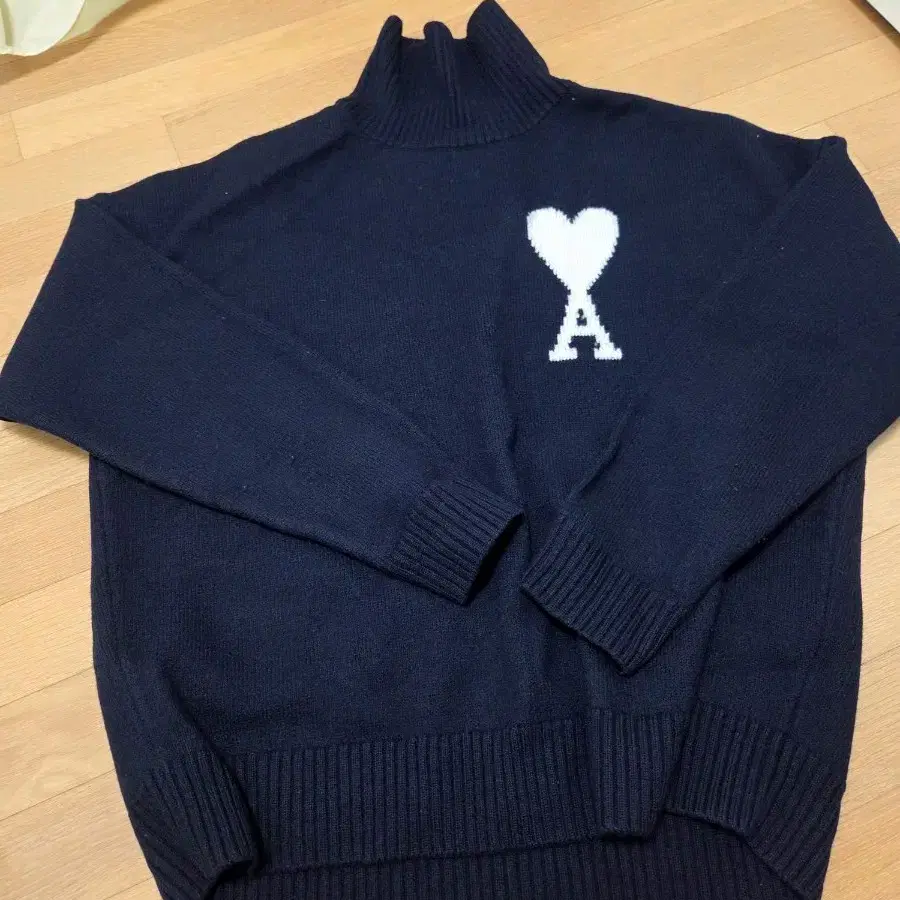 아미 안타르시아 터틀넥 니트 네이비 XL