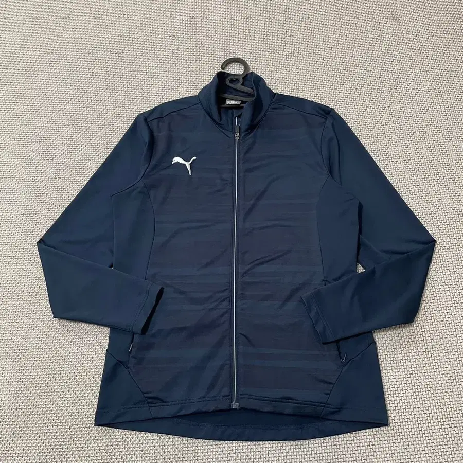 XL 퓨마 트레이닝복 집업 상의 B.6176