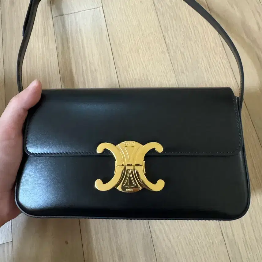 셀린느 셀린느(celine) 숄더백 클로드 샤이니 카프스킨 블랙 사진 3
