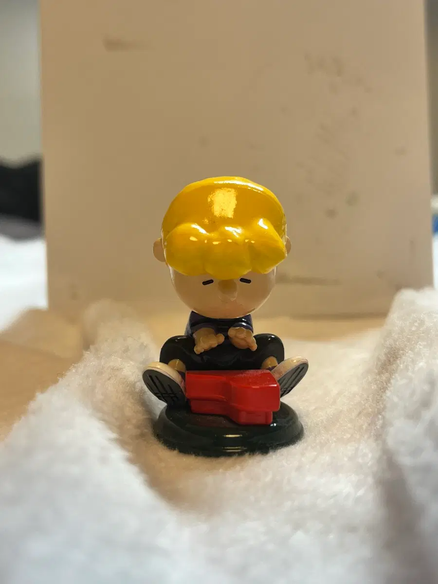 피너츠 스누피 피규어