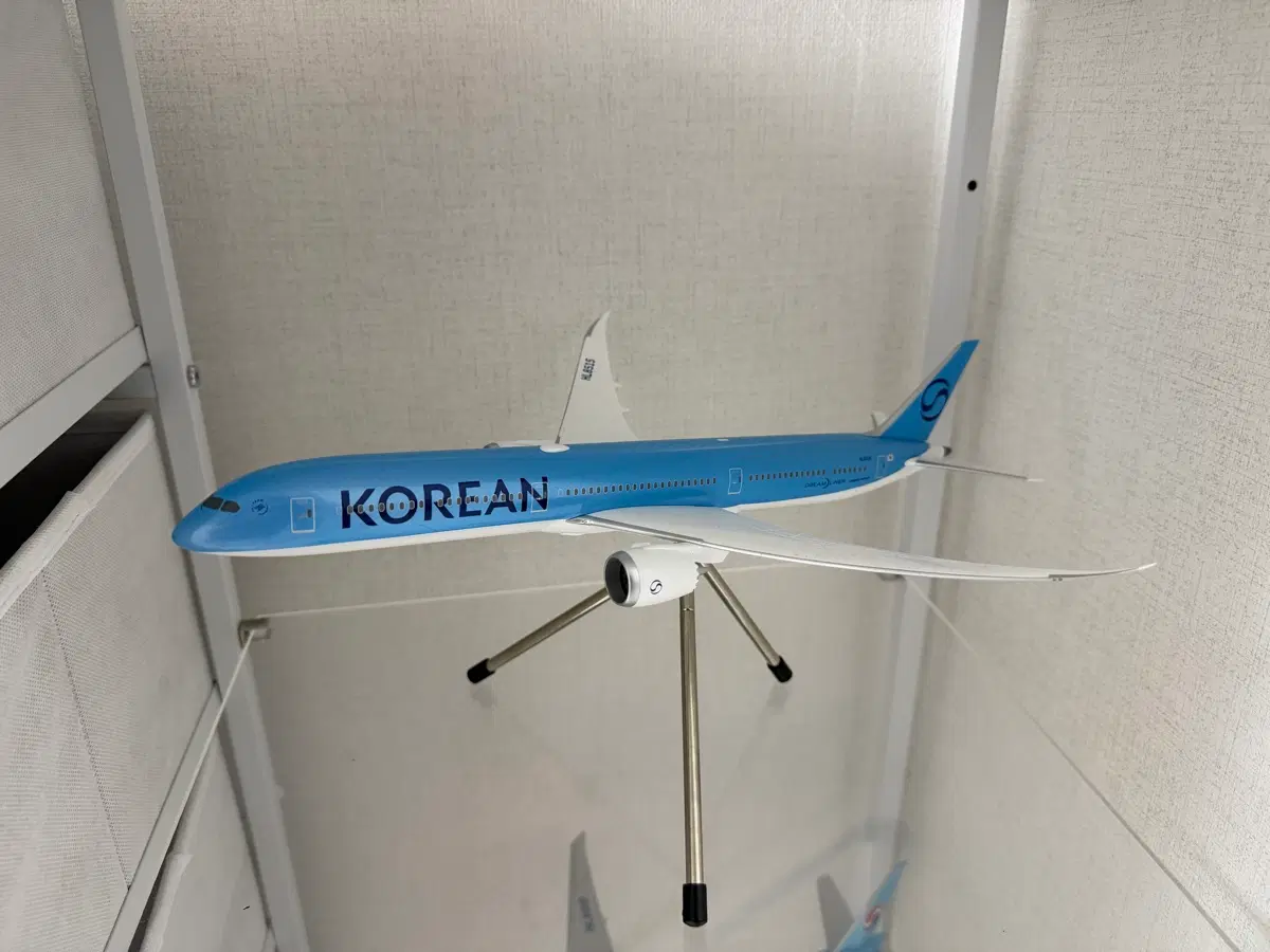 대한항공 B787-10 1:200모형