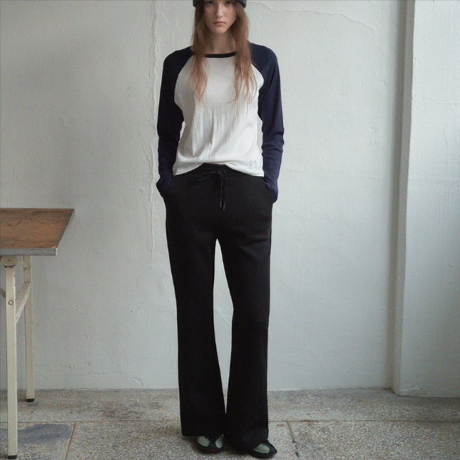 미개봉) 씨타 Every Day Relaxed Boot-cut Trousers 부츠컷 팬츠 트레이닝 XS