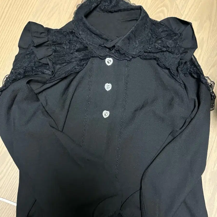 디마럽 디어마이러브 하트 3연 블라우스 3l