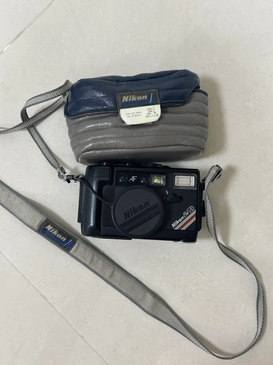 Nikon L35AWAD 니콘 필름카메라(고장)