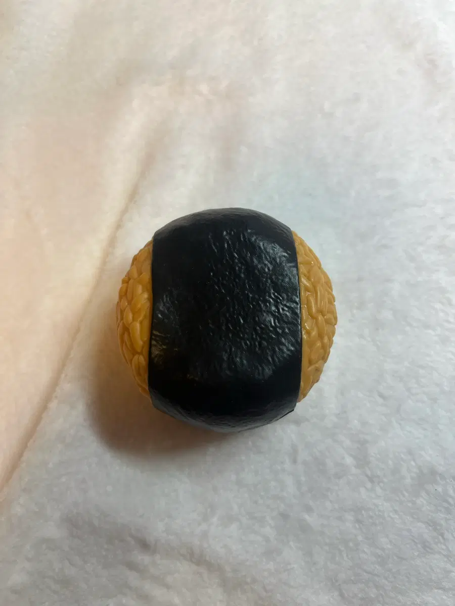 주먹밥 고기 반지 가챠