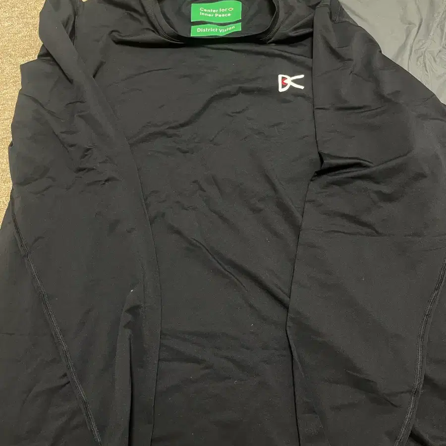(xl) 디스트릭트비전 롱슬리브 xl 1회착