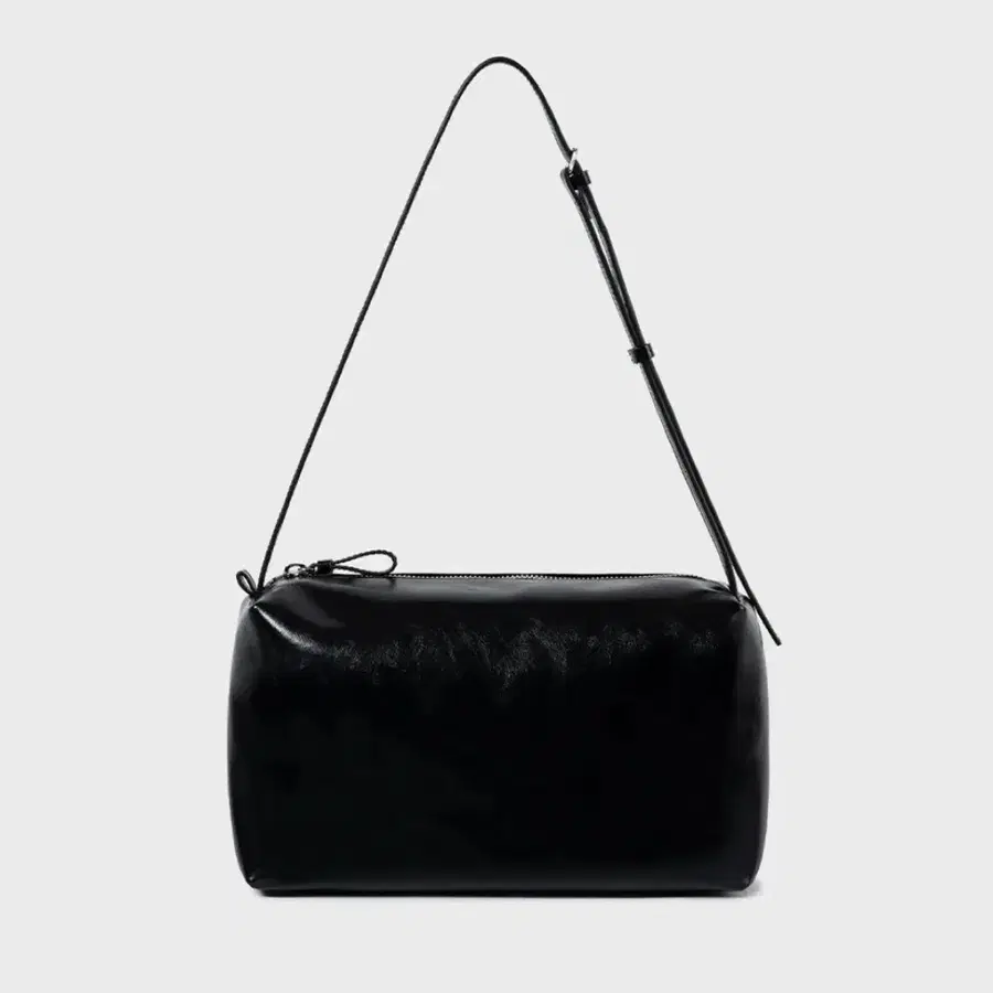 로우클래식 카라멜 박스백 LOW CLASSIC LEATHER CARAMEL BOX