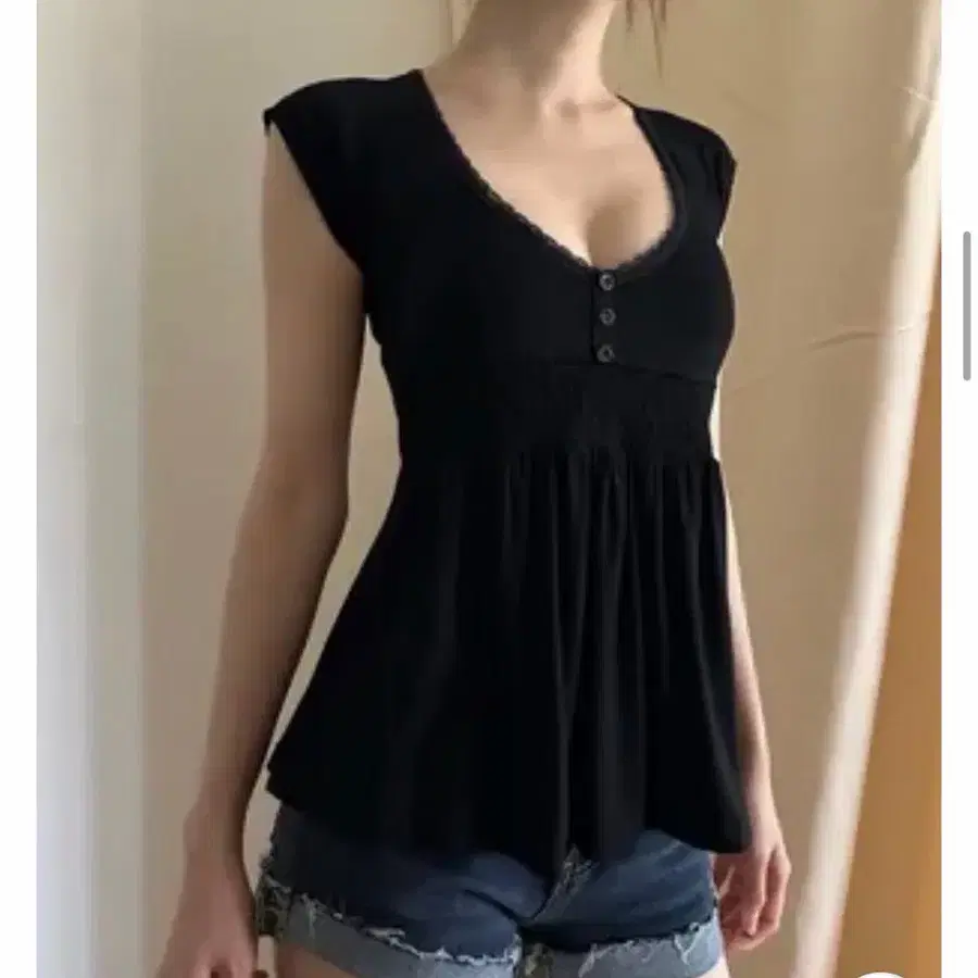 사토미라디오 탑 블랙