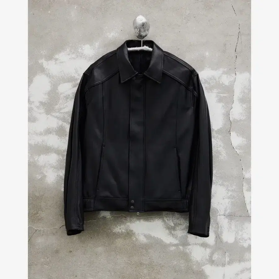 유스 YOUTH Leather Bomber Black / M
