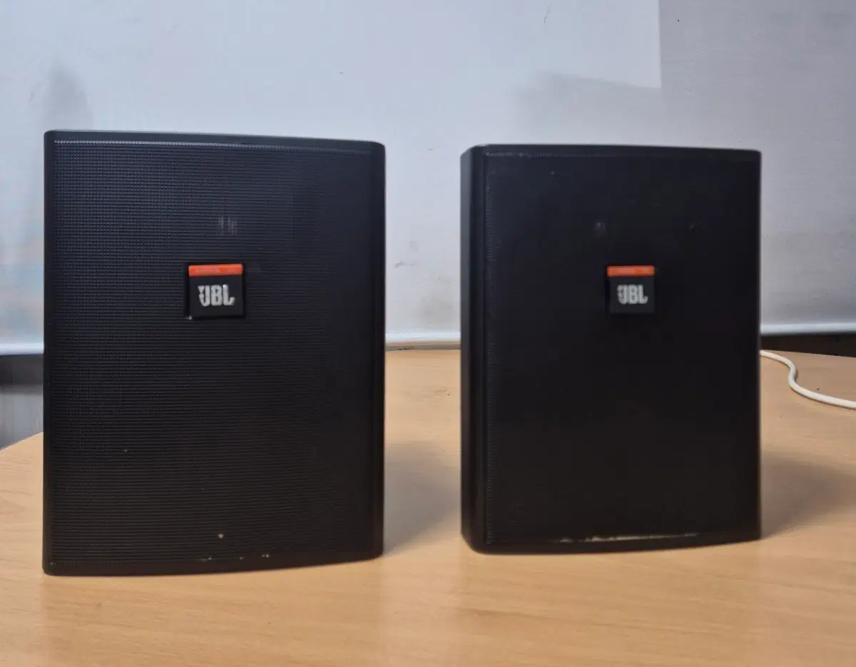 JBL AV25 스피커 1조 벽부착형 1세트