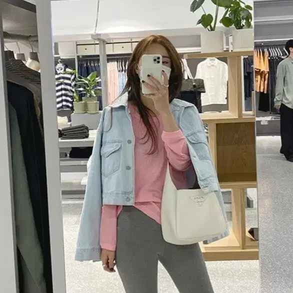 프로스트제이 래디언트 크롭 데님자켓