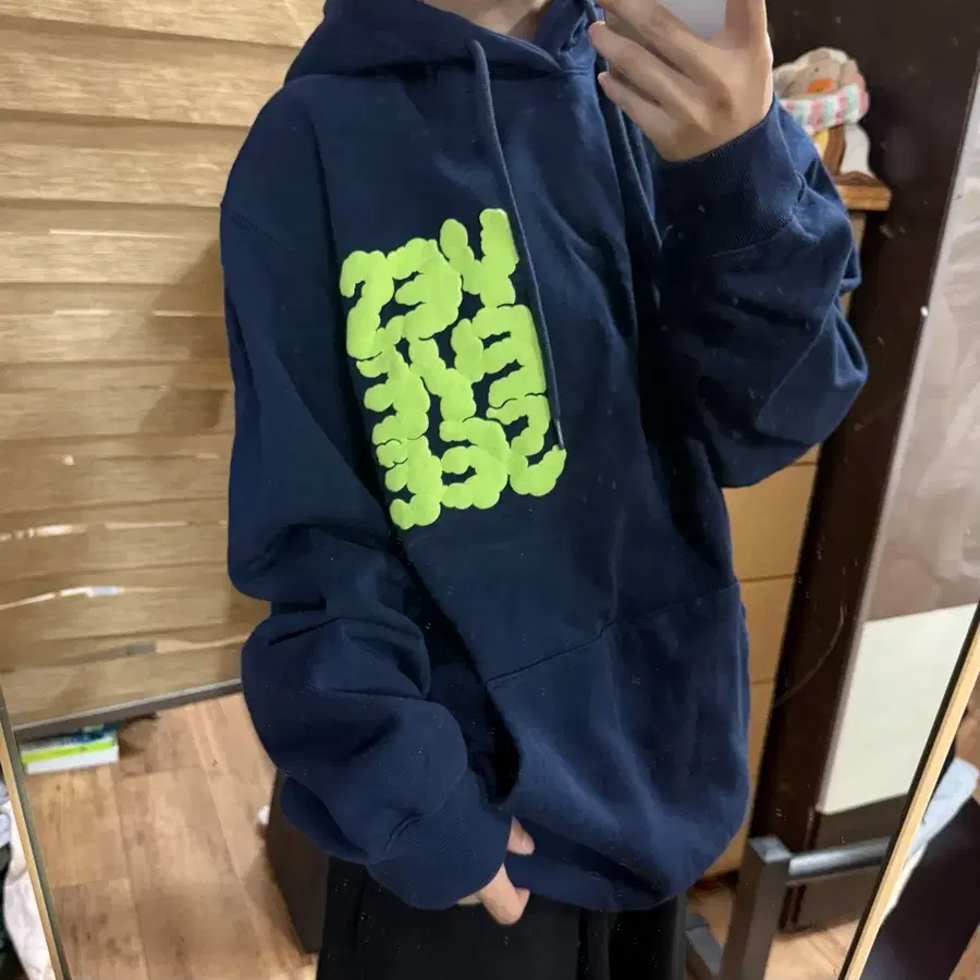 예스아이씨 후드티