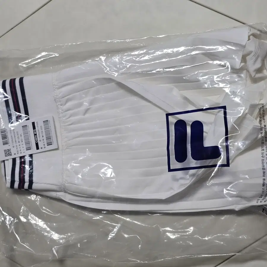 [새상품] FILA GOLF 플리츠 골프 스커트 화이트