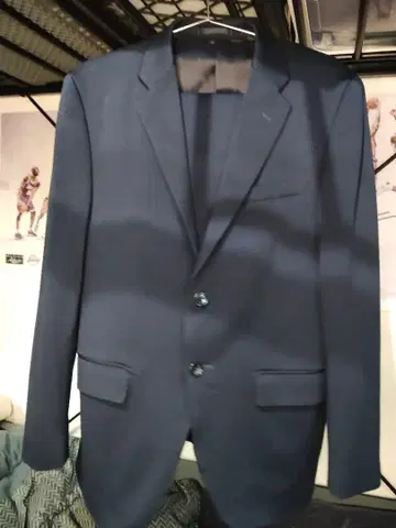 남성용 테일러드 자켓 네이비 2 버튼 멋진 세련된