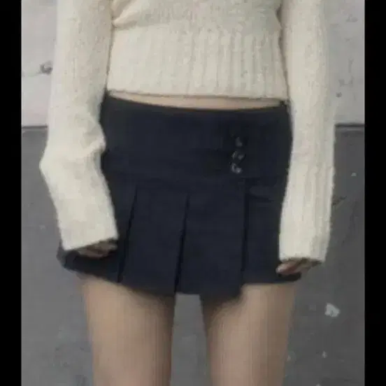 보헤미안서울 플리츠 랩스커트 그레이 1