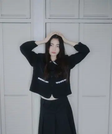 smyeon 레이스 부착 컴팩트 자켓 블랙