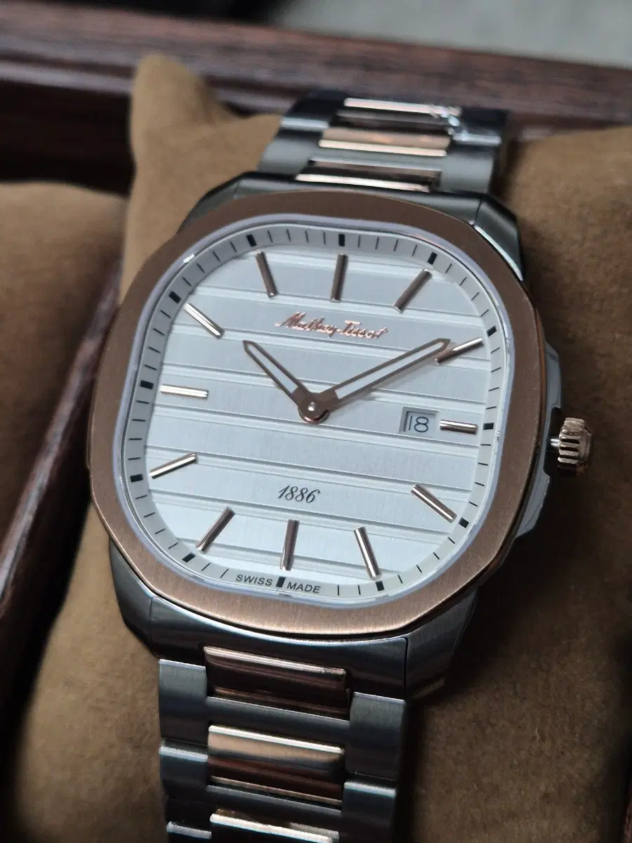 새상품. 메티티쏘 Mathey Tissot 1886 스위스 메이드 시계
