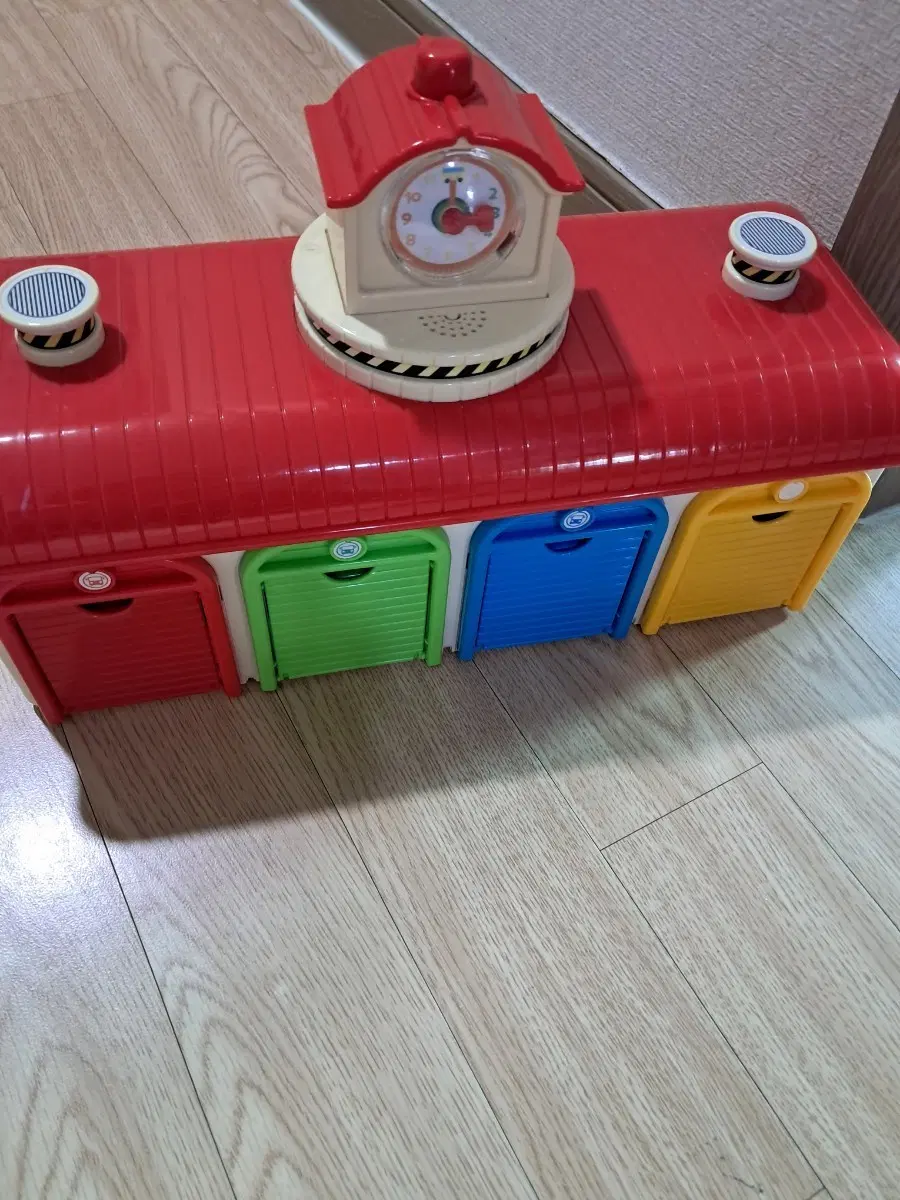 타요 차고지(택폽니다)