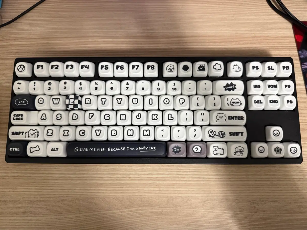 VENOM88HE F13 베놈키보드팝니다.