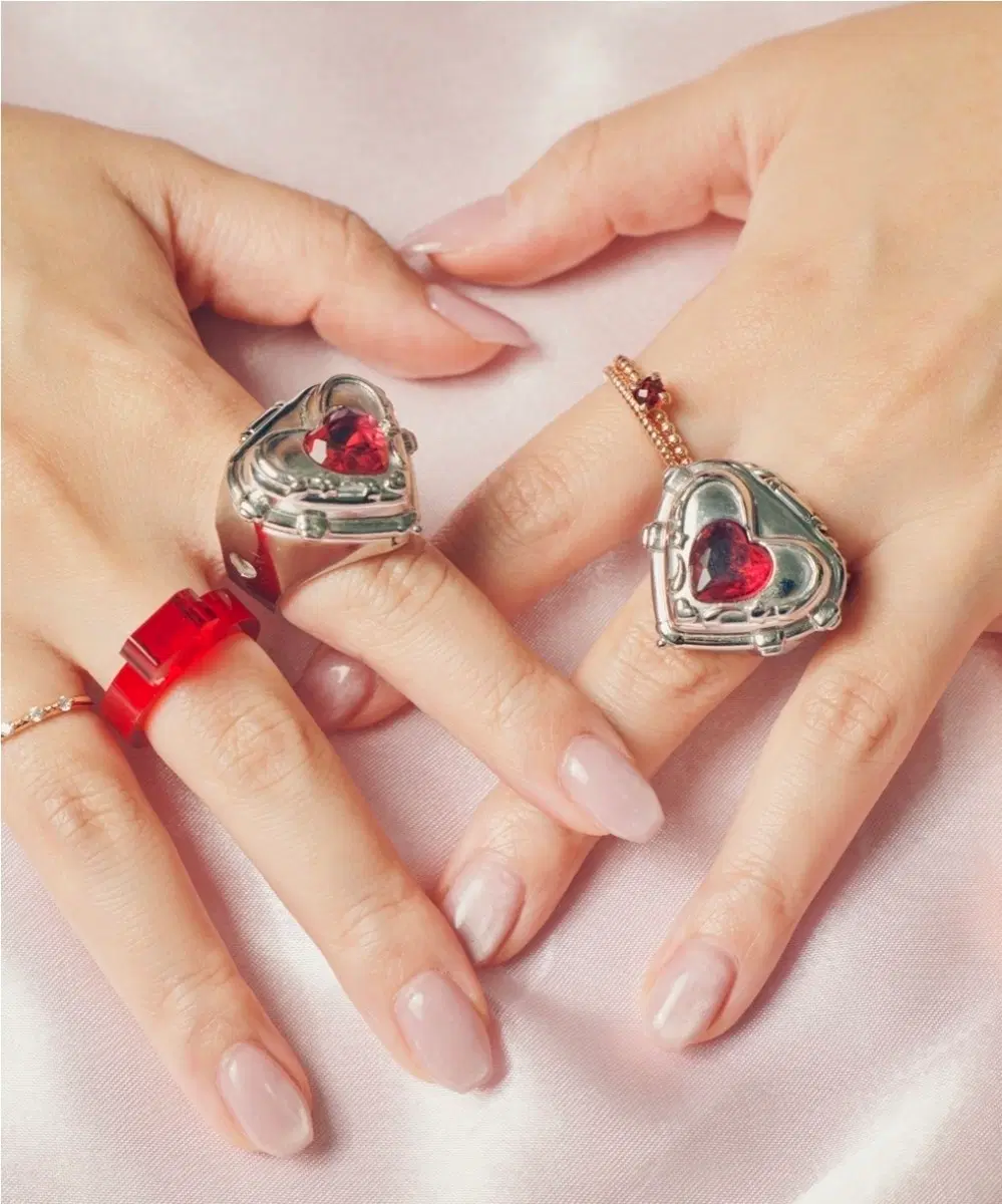 MUUN Evoke Magic Ring 무운 립앤치크 반지 마법소녀 굿즈