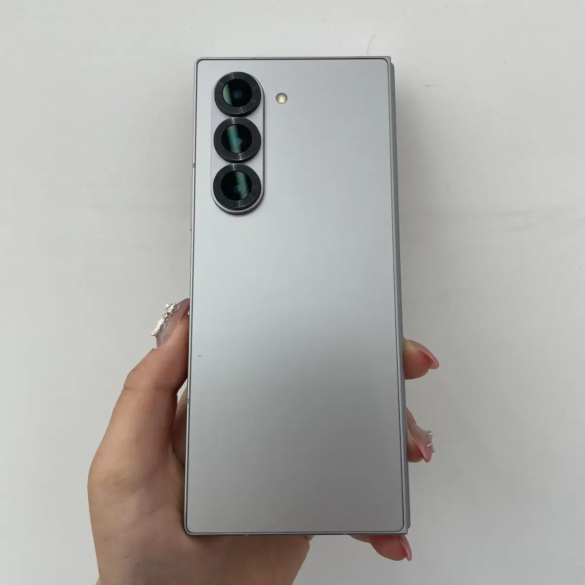 갤럭시Z폴드6 실버 256GB 485404 울산중고폰