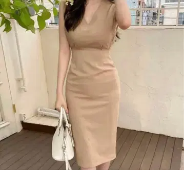 디홀릭 레어 타이트 원피스
