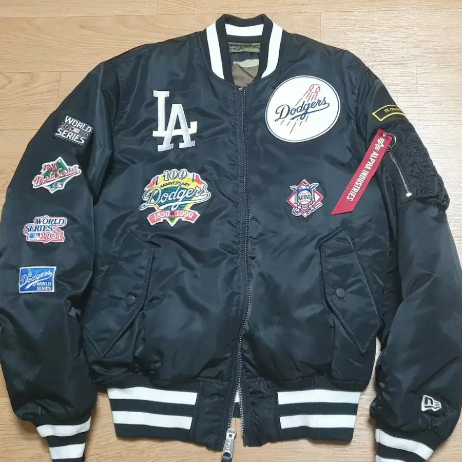 알파인더스트리 MLB LA다저스 MA-1 봄버자켓 항공점퍼
