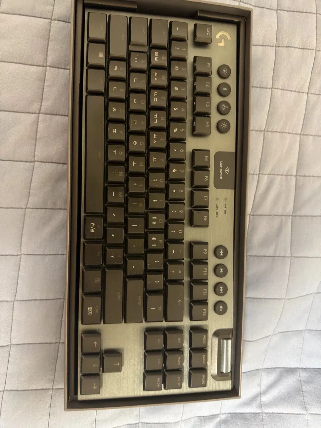 로지텍 G913 TKL 키보드