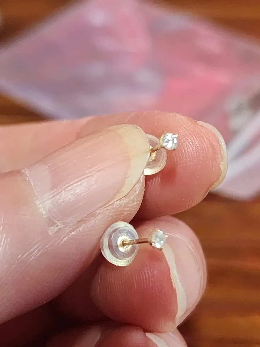 14k 금 귀걸이 큐빅 포인트