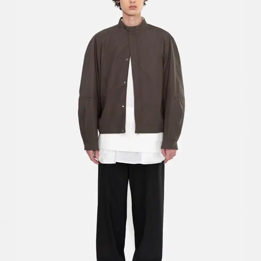 아모멘토 Amomento Raglan Cotton Zip Jumper Brown - 26SS