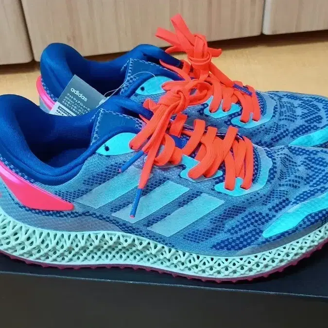 ADIDAS SHOES 아디다스 최상위 런닝화 운동화 미친 쿠션감 착화감 265mm