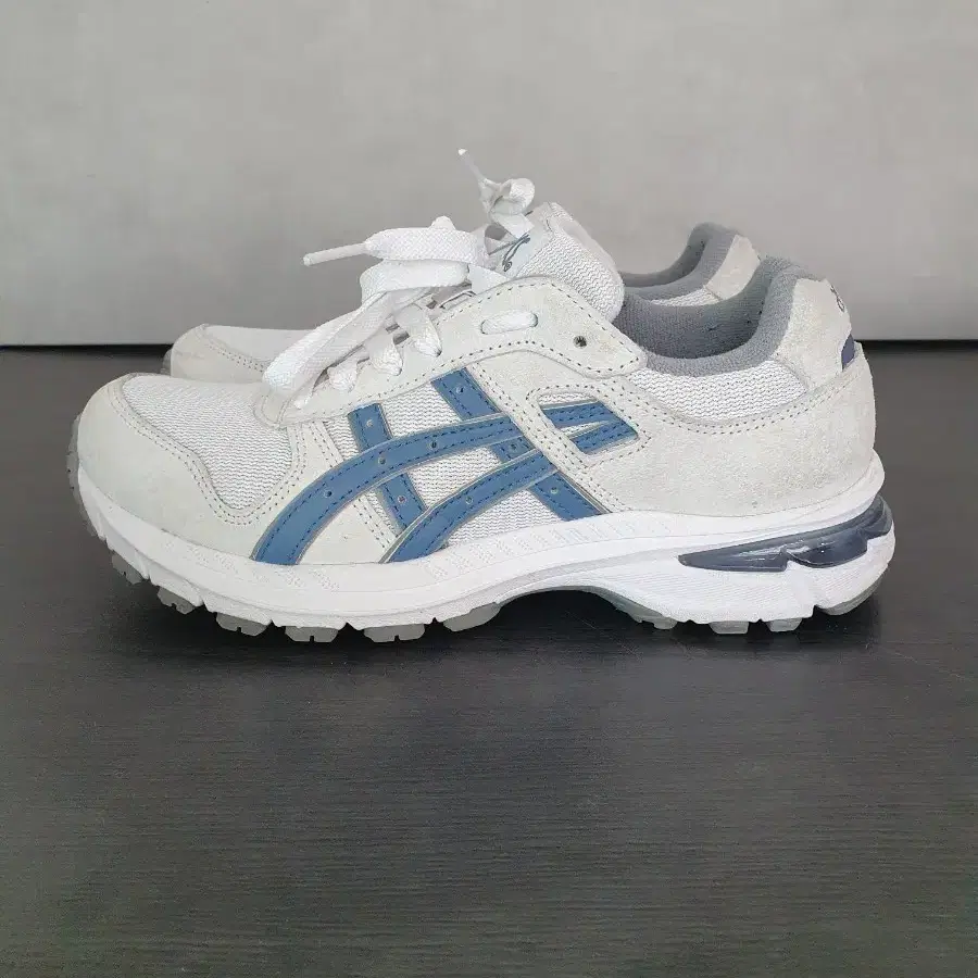아식스 GT-II 2000 화이트 블루 (230)