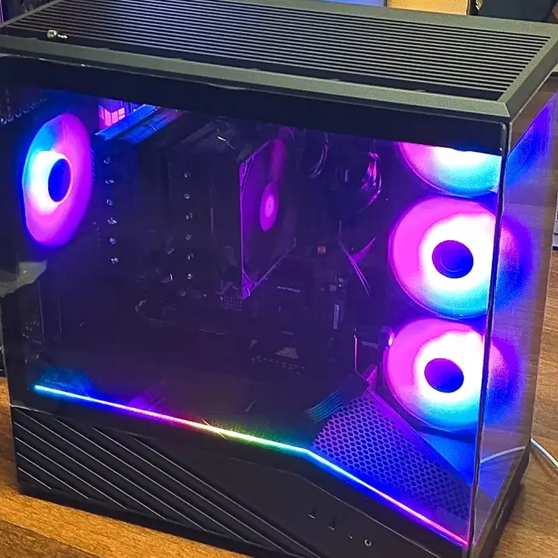 라이젠 7800x3d, 램 32gb, 1tb 반본체 판매합니다