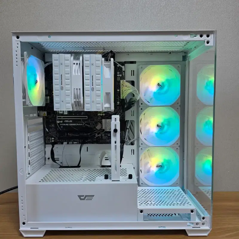 7800x3d 반본체 컴퓨터 화이트 데스크탑